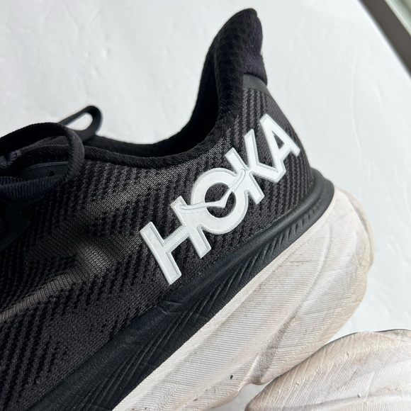 Hoka Clifton 9 Sneakers